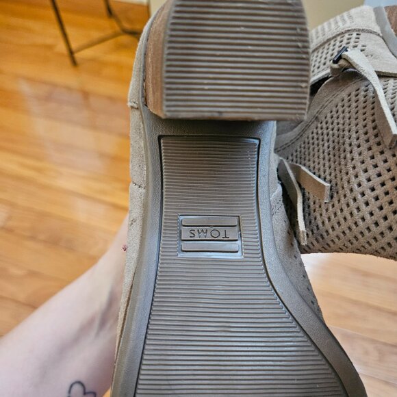 Open Toed Heels - Picture 3 of 7